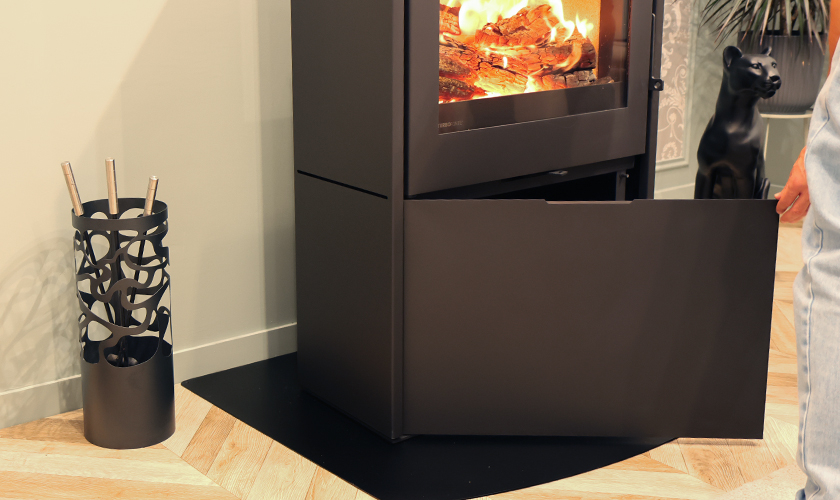 poele-a-bois-lumy50-compartiment-technique-poele-cheminee-var